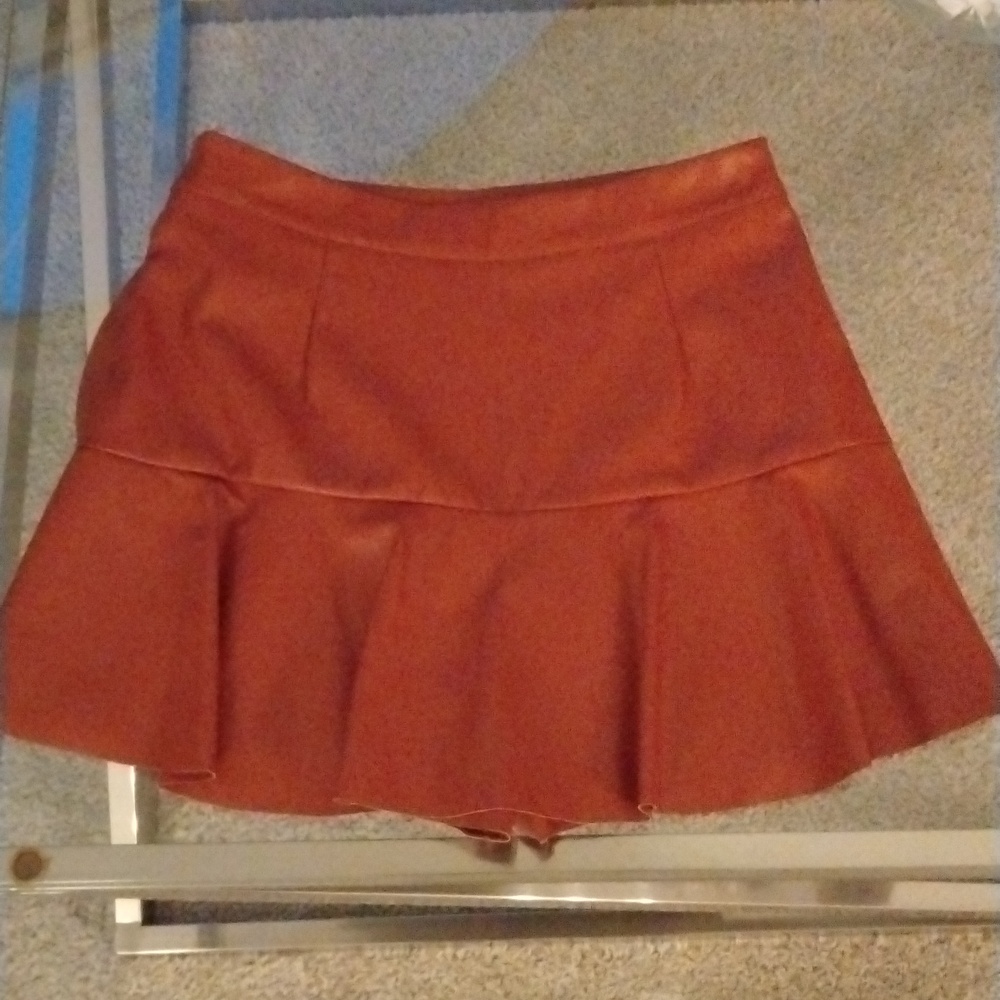Pleather Ruffle Camel Color Skort - Picture 2 of 2